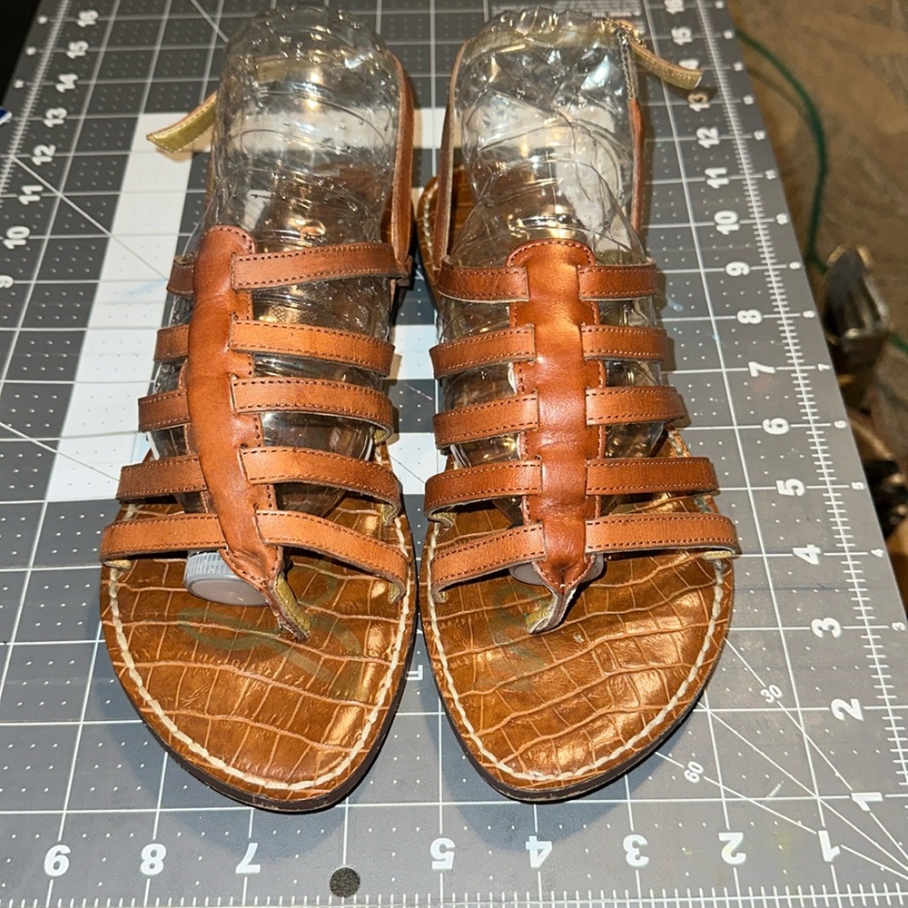 Sam Edelman Tan Brown Gator sandals women’s size 8.5